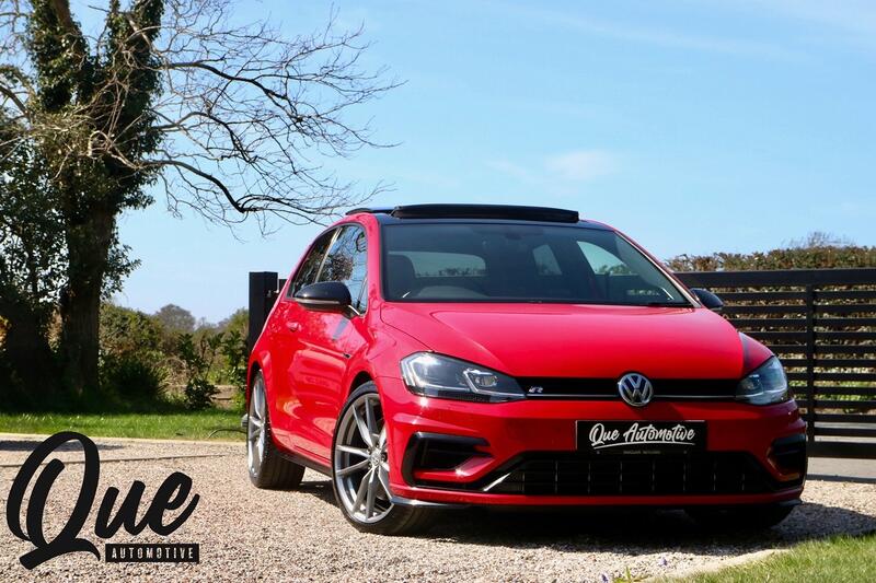 VOLKSWAGEN GOLF 2.0 TSI R (2018/18)
